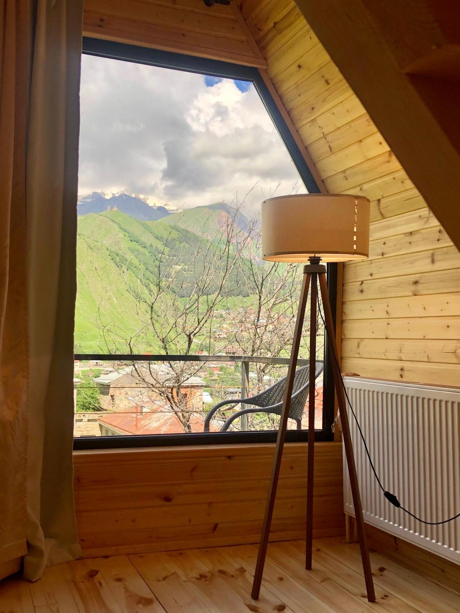 Ska Cottage Kazbegi Extérieur photo